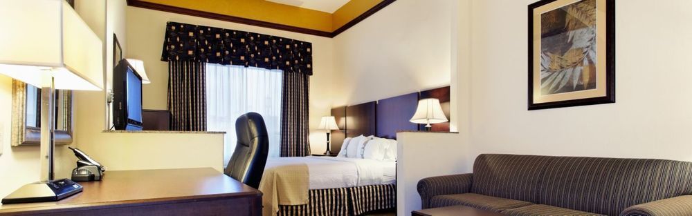 By Ihg Hotel Odessa