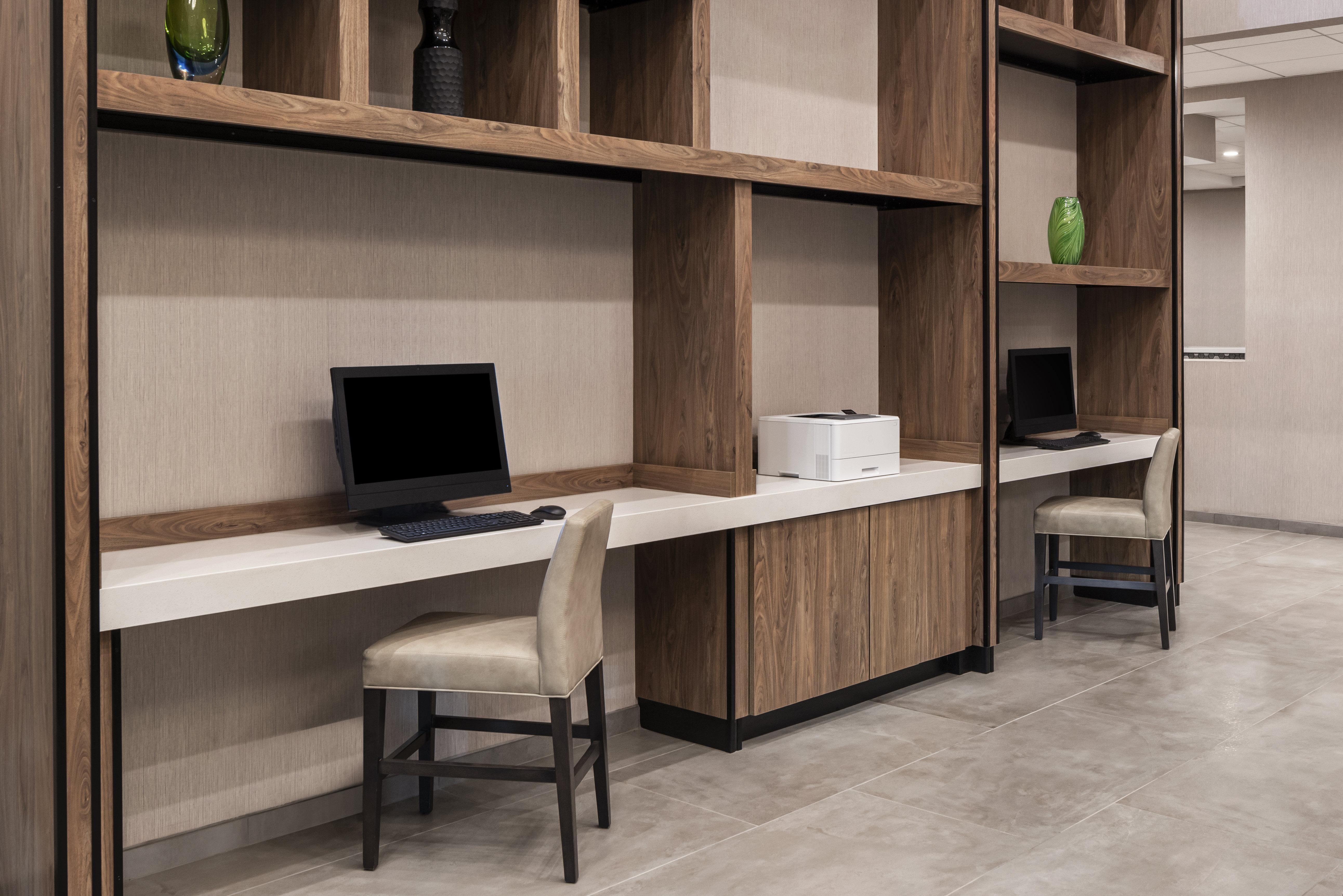 Hotel By Ihg 3*